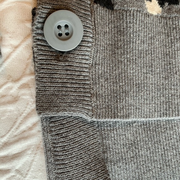 Side Button Sweater by Stella & Dot - Gray Leopard - Picture 4 of 6